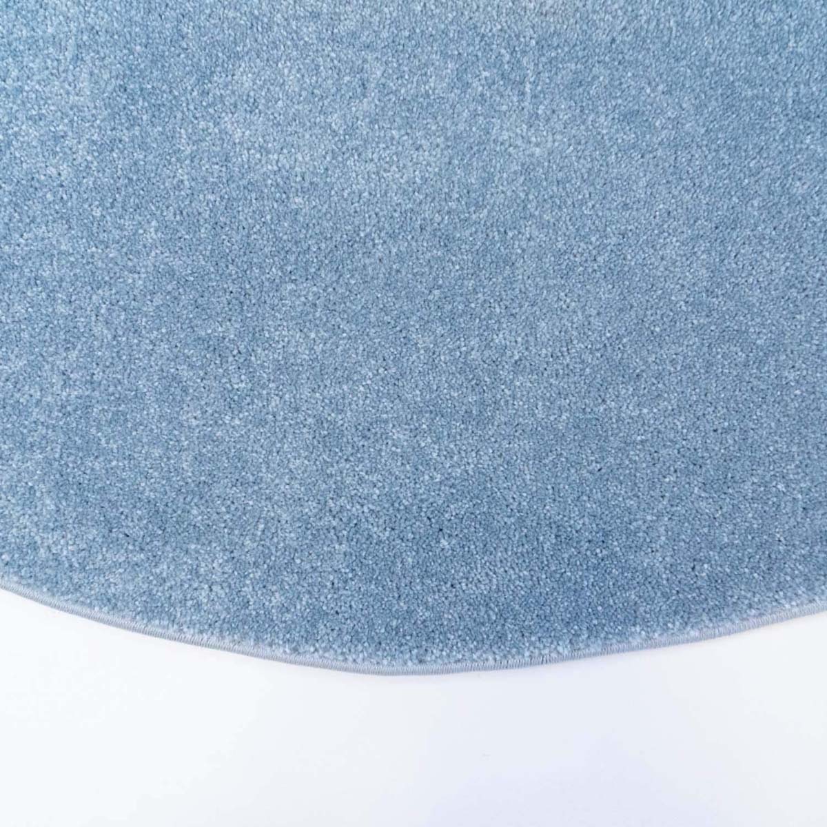 Tappeto rotondo cameretta - Softpile blu - close up zijkant Tappeto rotondo cameretta - Softpile blu - close up zijkant
