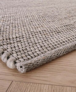 Tappeto in lana Lett - Grigio chiaro - close up hoek, thumbnail Tappeto in lana Lett - Grigio chiaro - close up hoek, thumbnail