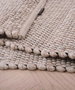 Tappeto in lana Lett - Beige/Crema - close up vouw, thumbnail Tappeto in lana Lett - Beige/Crema - close up vouw, thumbnail