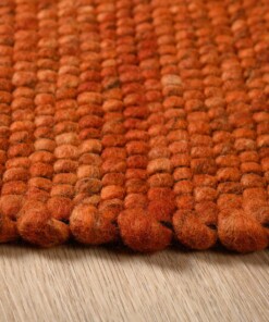 Tappeto quadrato in lana Lett - Cognac - close up, thumbnail