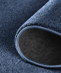 Tappeto pelo corto - Bliss blu scuro - close up, thumbnail