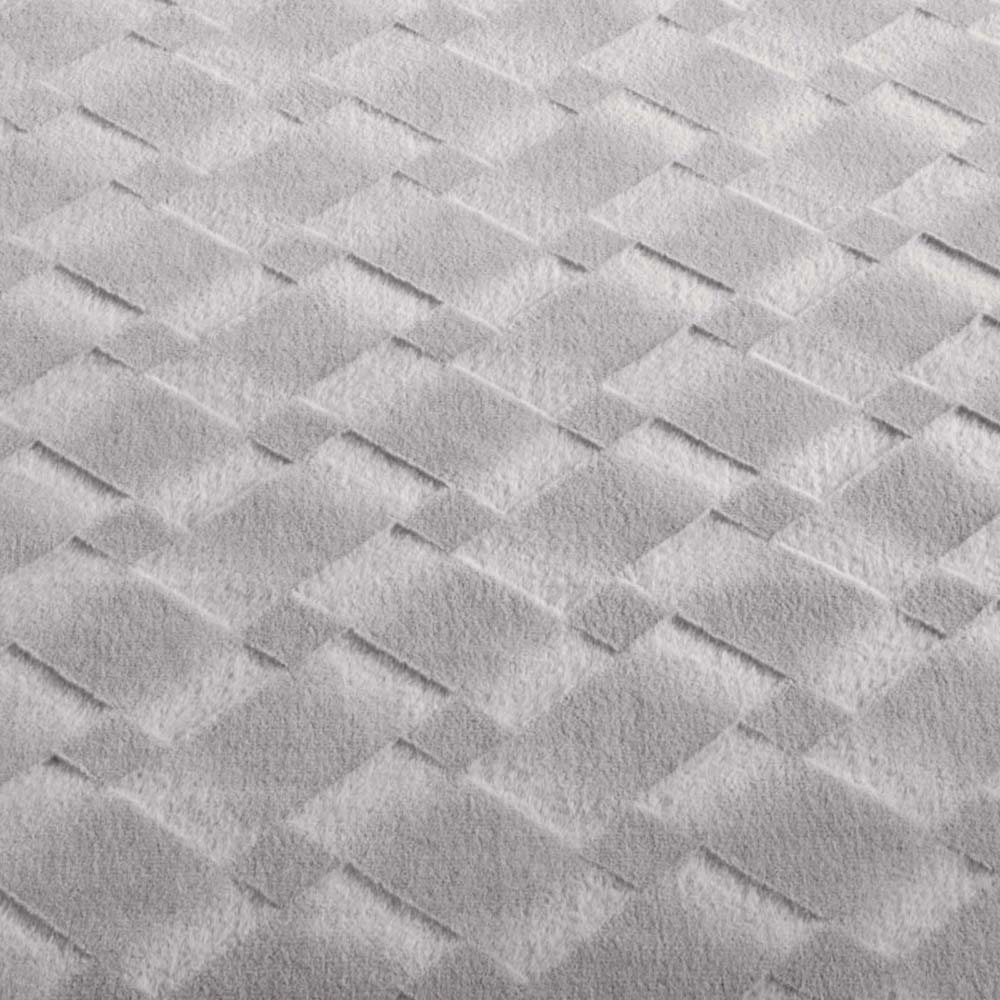 Tappeto morbido - Fuzz Karo grigio - close up Tappeto morbido - Fuzz Karo grigio - close up