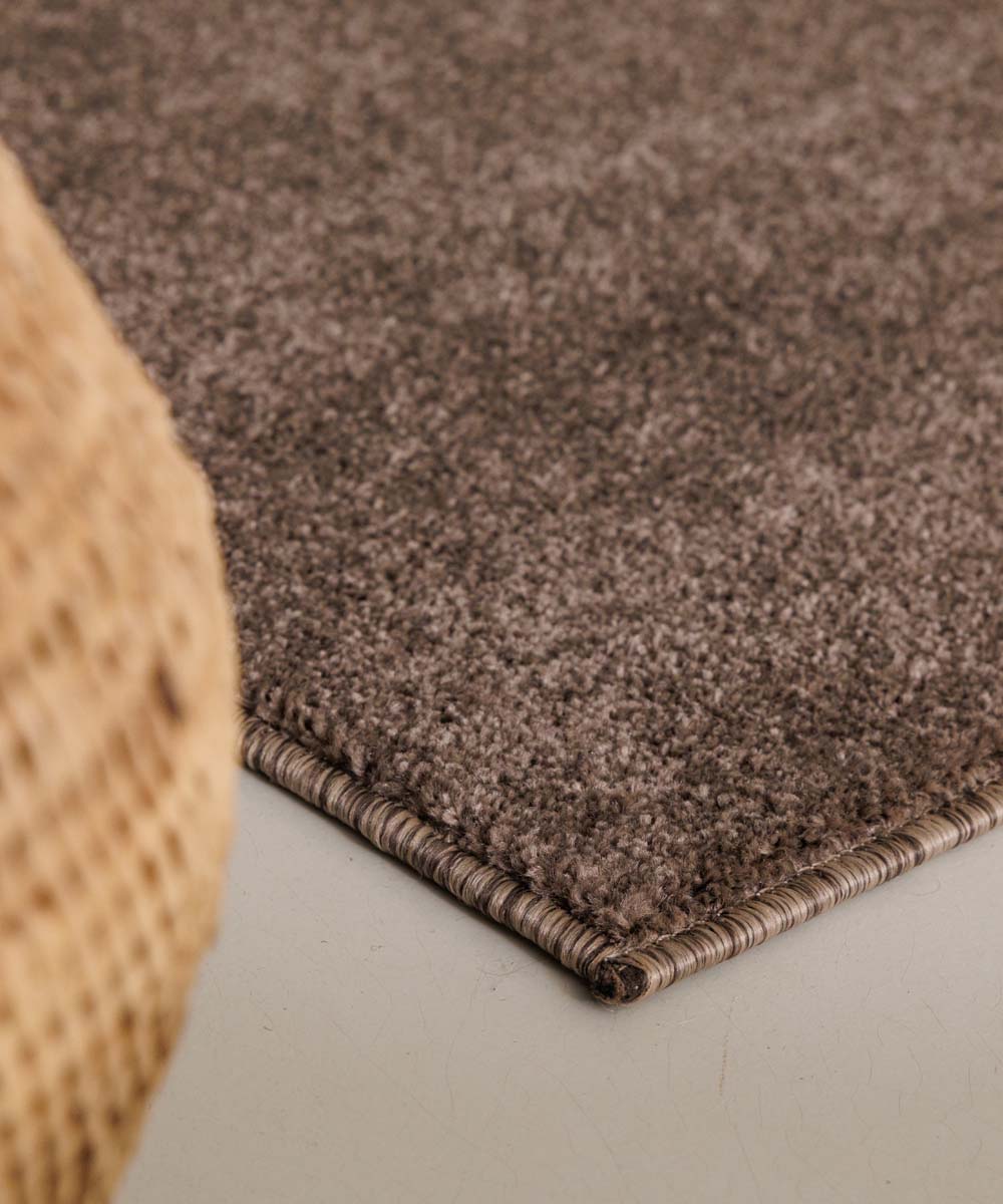 Passatoia a pelo raso Fine - Moka Passatoia a pelo raso Fine - Moka