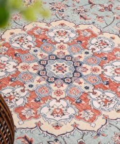 Tappeto da esterno vintage - Valenca Nova verde salvia/rosso - close up, thumbnail