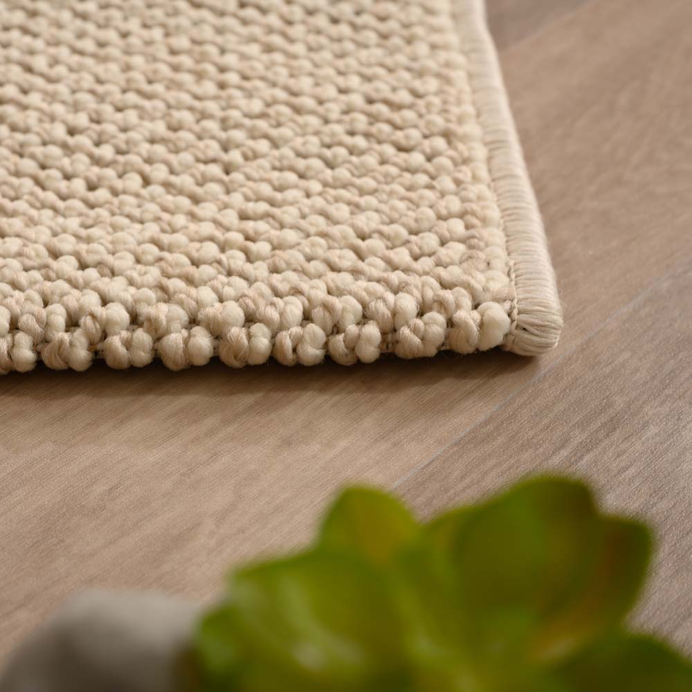 Passatoia pelo corto - Loom crema - close up Passatoia pelo corto - Loom crema - close up