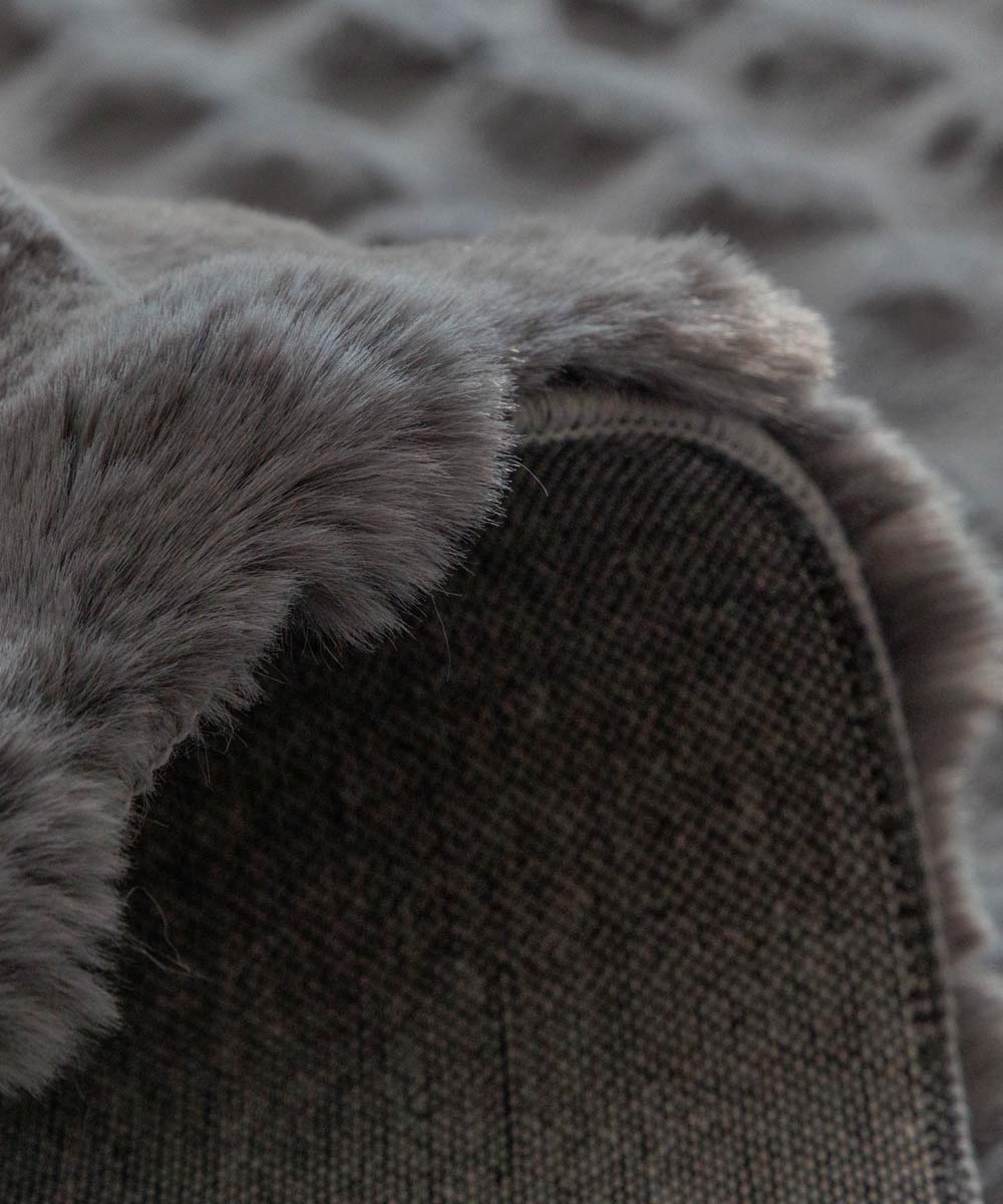 Tappeto soffice - Cloud Grigio - close up Tappeto soffice - Cloud Grigio - close up