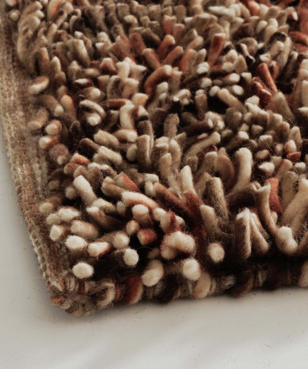 Tappeto in lana a pelo alto - Aurelia terracotta - close up Tappeto in lana a pelo alto - Aurelia terracotta - close up