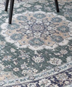 Tappeto da esterno vintage ovale - Valenca Nova verde scuro - close up, thumbnail