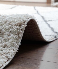 Tappeto a rombi quadrato a pelo lungo Artisan - Bianco/Grigio - close up, thumbnail