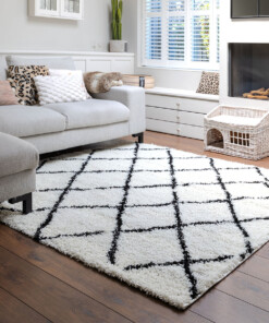 Tappeto a rombi quadrato a pelo lungo Habitat - Bianco/Nero - sfeer Tappeto a rombi quadrato a pelo lungo Habitat - Bianco/Nero - sfeer