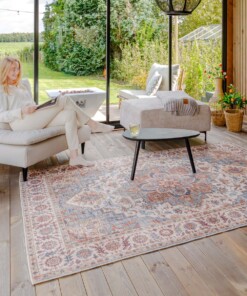 Tappeto da esterno vintage - Valenca Brio beige/azzurro - sfeer