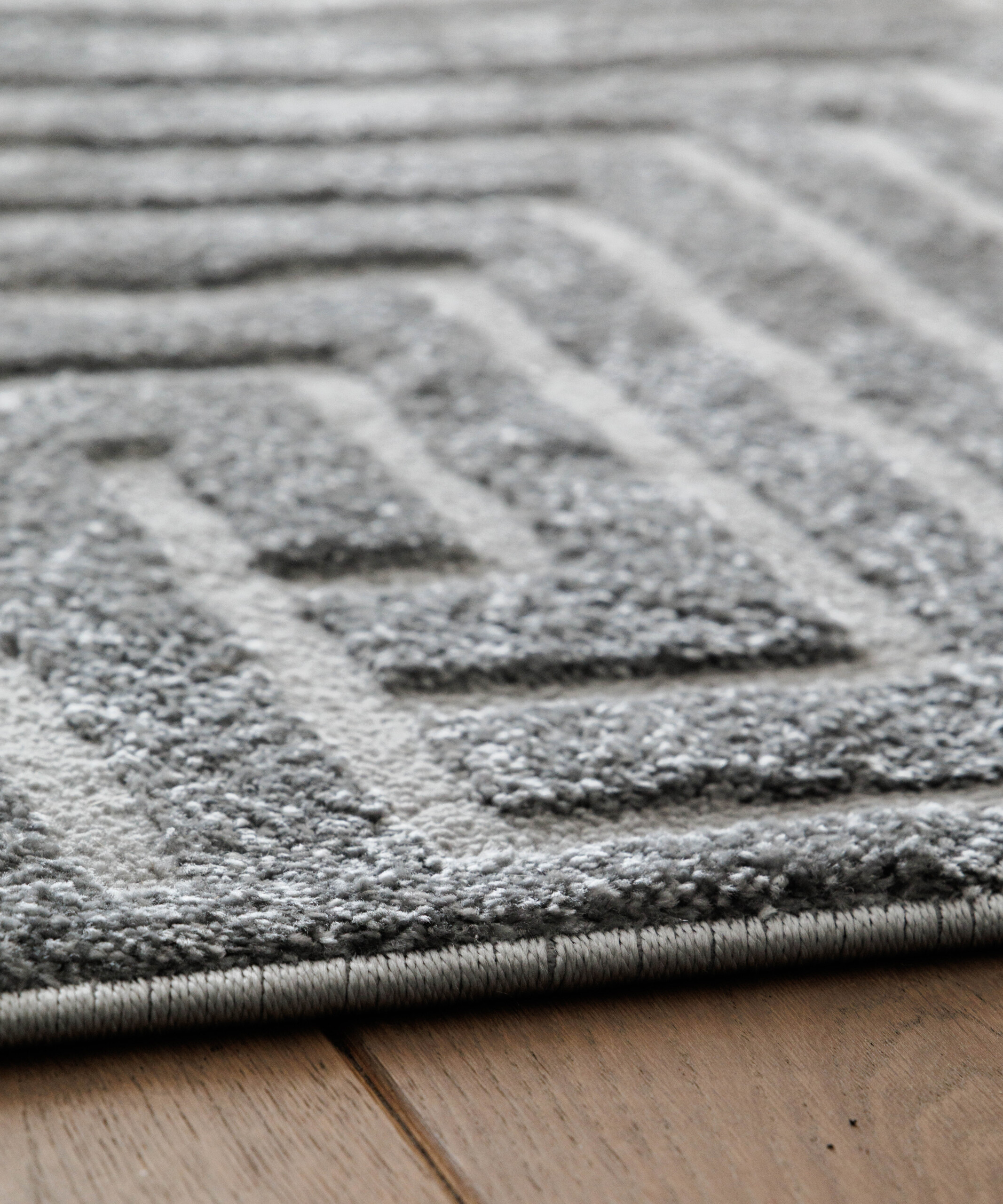 Tappeto stile scandinavo - Contour Gem Grigio - close up Tappeto stile scandinavo - Contour Gem Grigio - close up