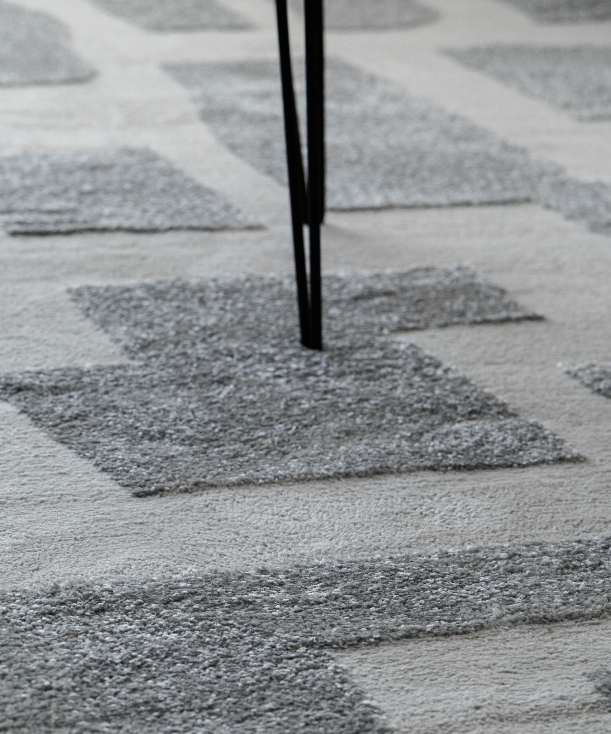 Tappeto stile scandinavo - Contour Stone Grigio - close up Tappeto stile scandinavo - Contour Stone Grigio - close up