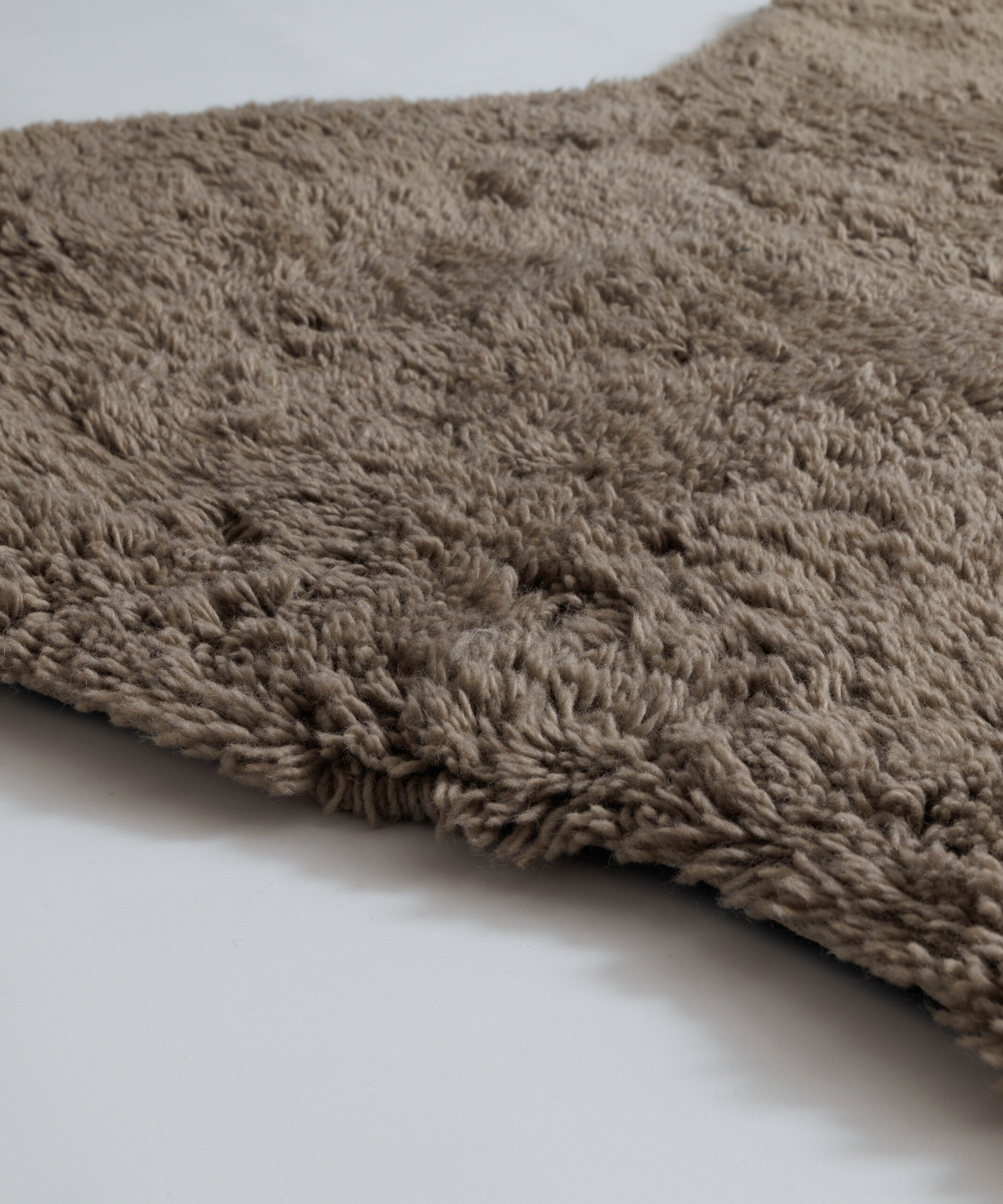 Tappeto organico - Tjørne Swell tortora - close up Tappeto organico - Tjørne Swell tortora - close up