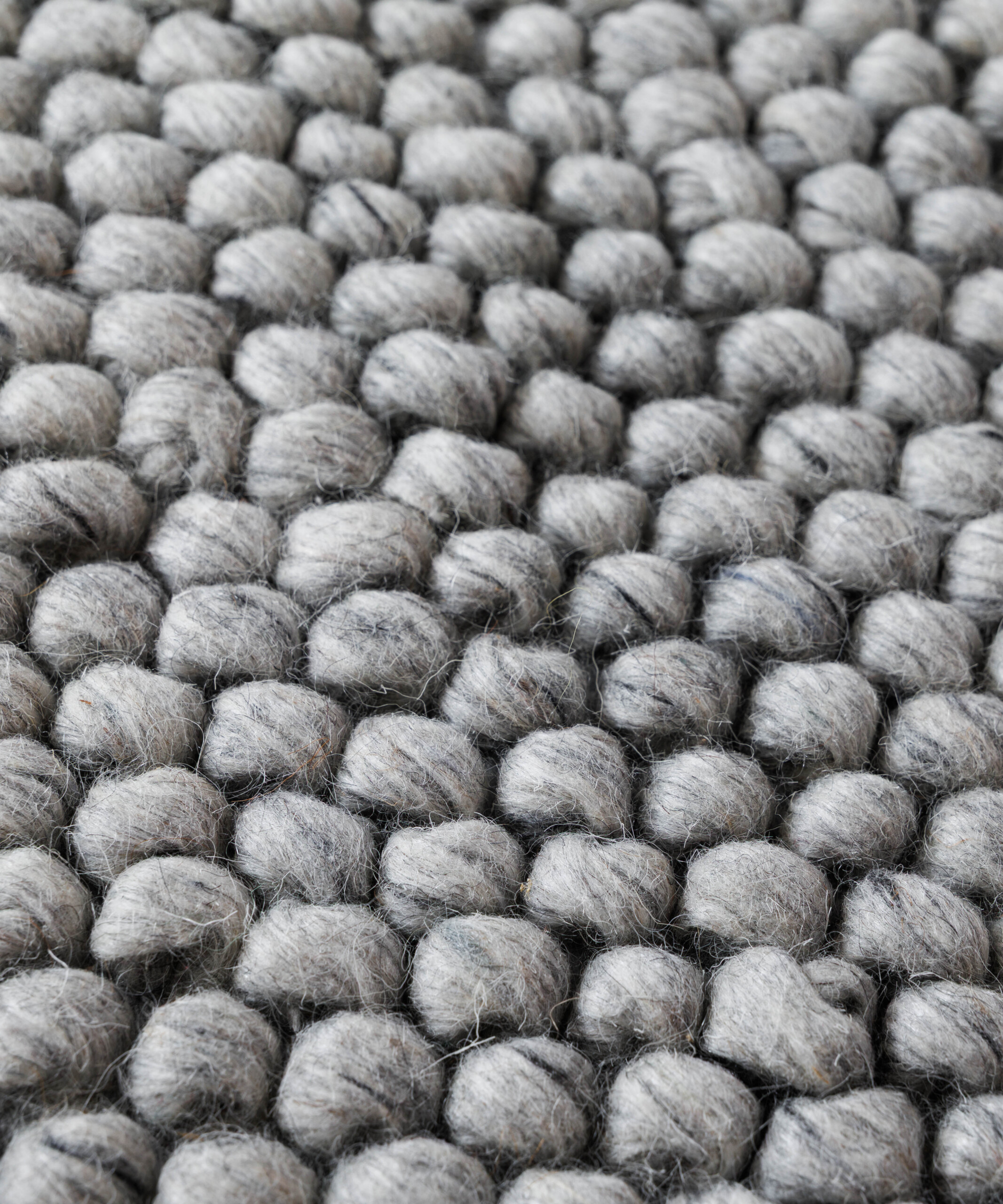 Tappeto rotondo lana - Fjell grigio chiaro - close up Tappeto rotondo lana - Fjell grigio chiaro - close up