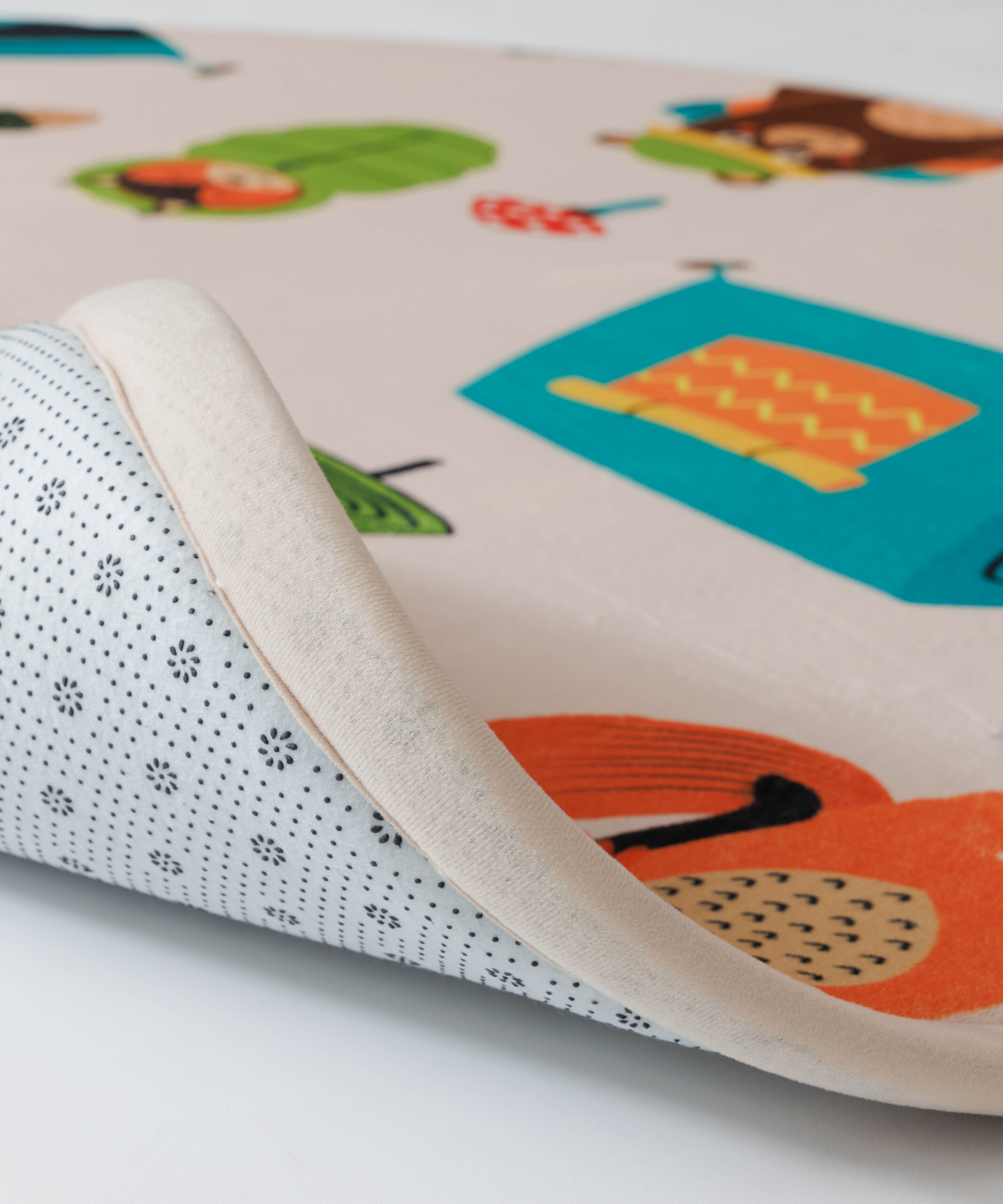 Tappeto rotondo bambini - Pluffy Forest animals multi - close up Tappeto rotondo bambini - Pluffy Forest animals multi - close up