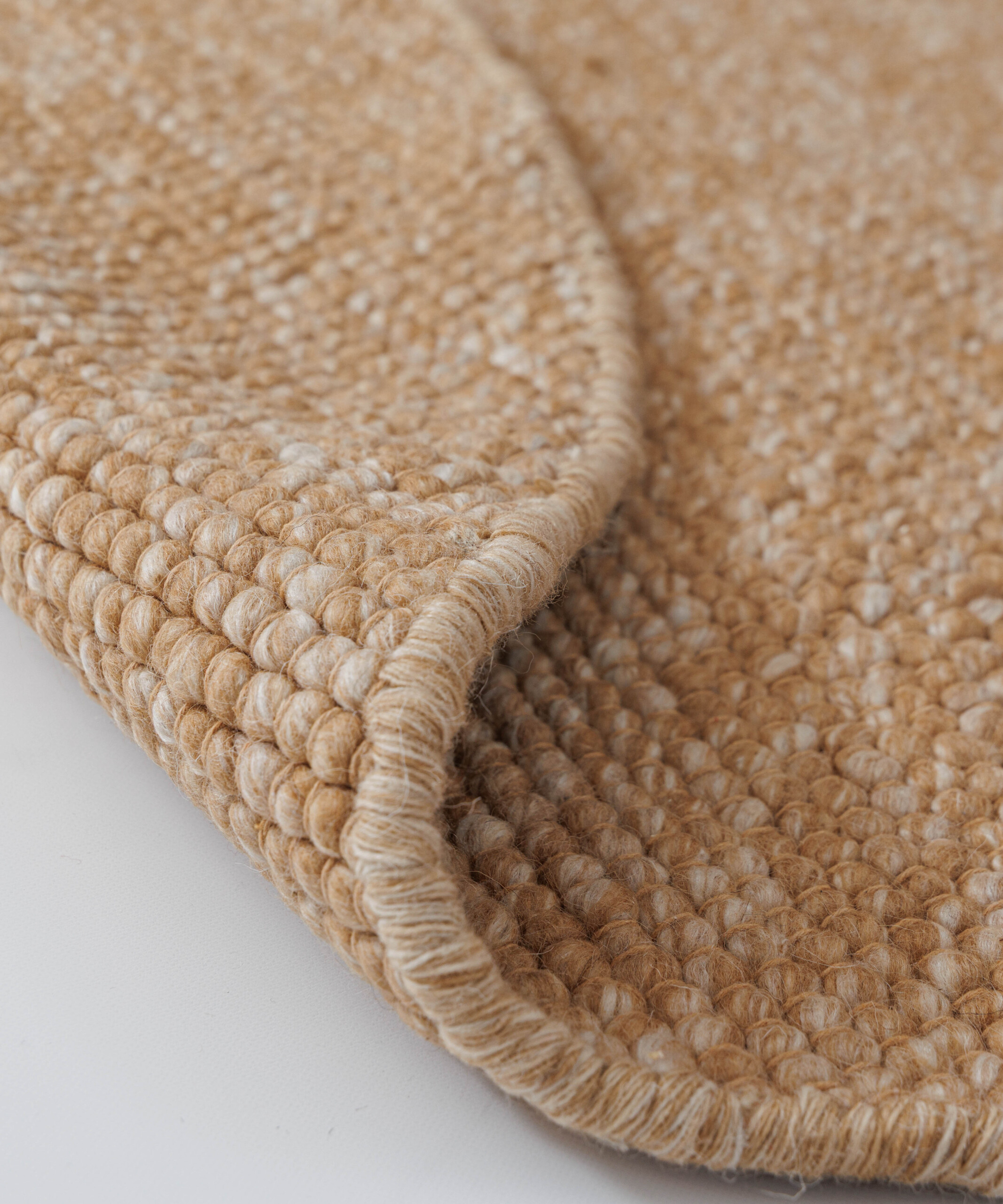 Tappeto rotondo in lana - Silvull cognac - close up Tappeto rotondo in lana - Silvull cognac - close up
