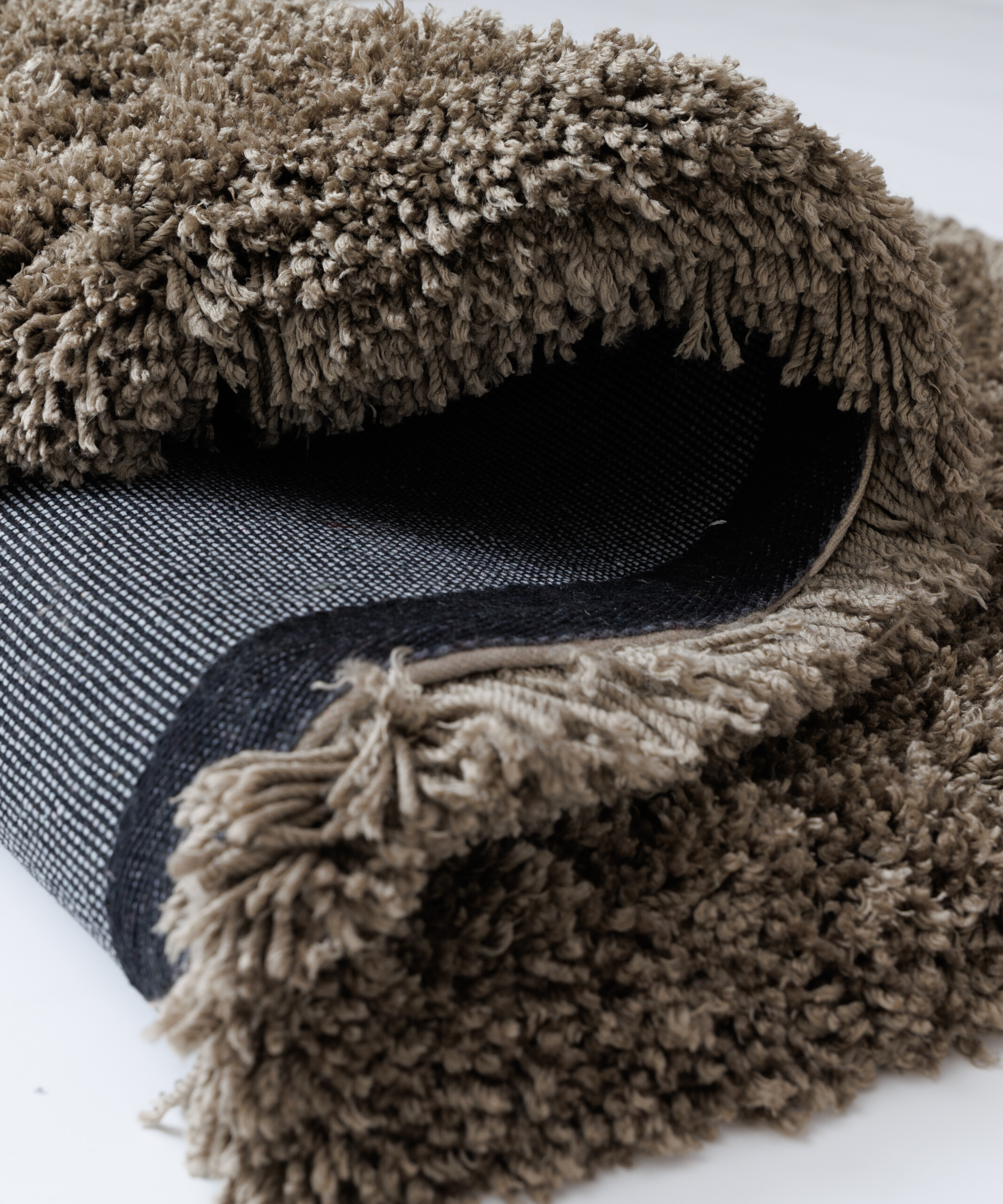 Tappeto shaggy - Sveve taupe - close up Tappeto shaggy - Sveve taupe - close up