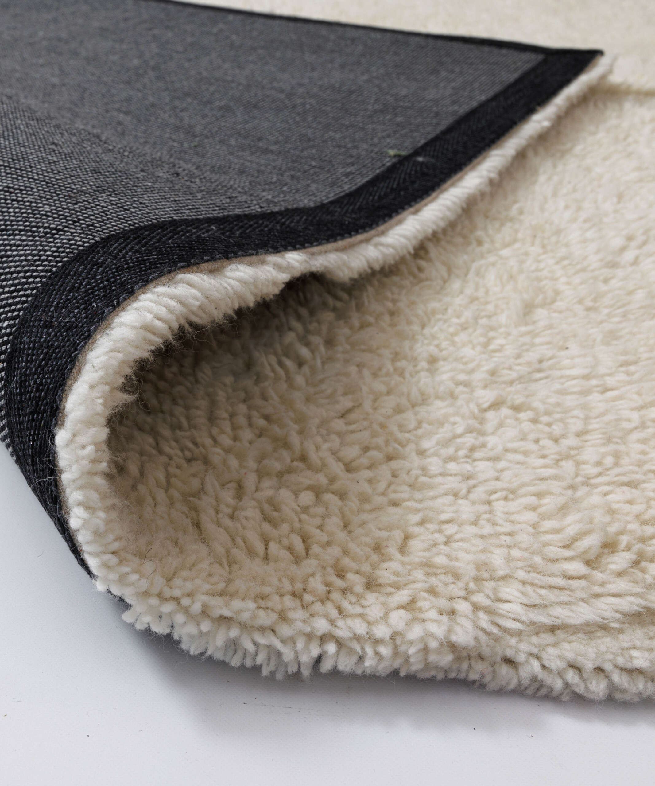 Tappeto di design - Tjørne Elv avorio - close up Tappeto di design - Tjørne Elv avorio - close up